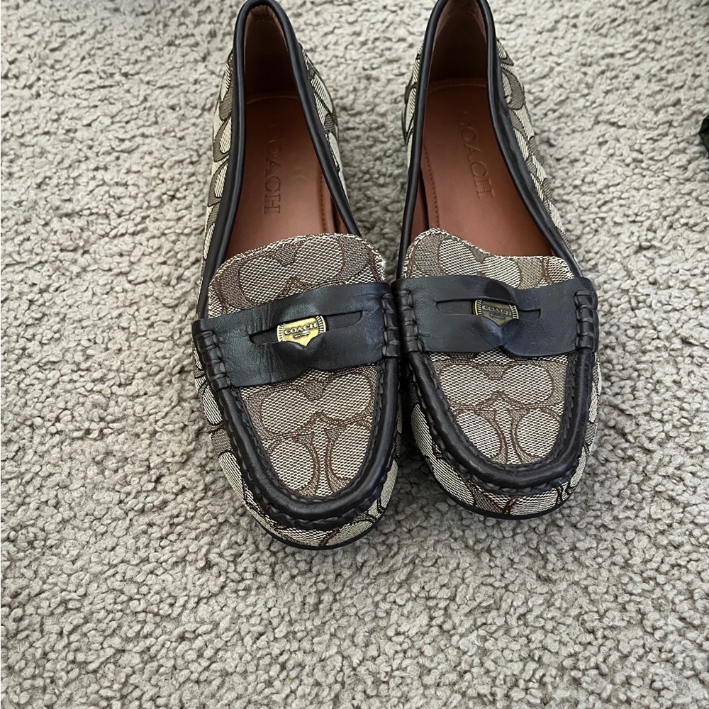 Coach Women's Black and Cream Patterned Loafers